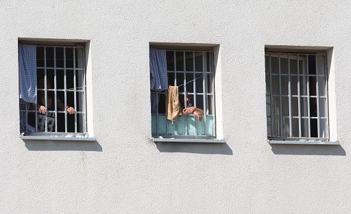 Carceri, Garante: sovraffollamento al 140%, 7 istituti al 200% o più