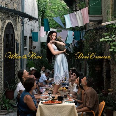 Dove Cameron esce con il nuovo brano “When in Rome”