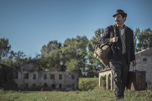 Rai, il 20 settembre il film su Giovannino Guareschi con Giuseppe Zeno Rai, il 20 settembre il film su Giovannino Guareschi con Giuseppe Zeno