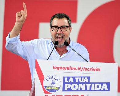 Pontida 2026 ad alta tensione nella Lega, Salvini: basta beghe, vinciamo se uniti
