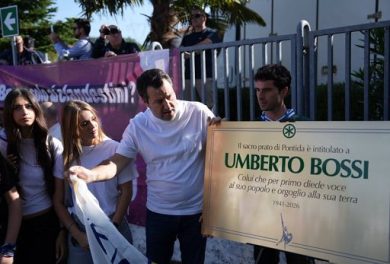 Lega, Salvini spariglia e convoca congresso: basta autolesionismo