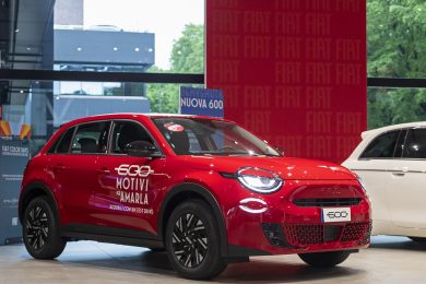 Auto: vendite Europa agosto +5,3%, boom Bev. Stellantis +3,5%