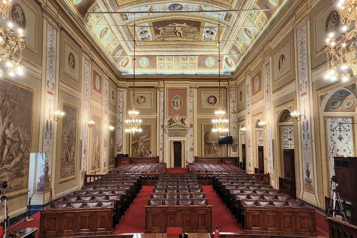 Caro carburanti, via libera dall’Ars ai decreti per contributi ad agricoltori e pescatori: “Sostegni per 15 milioni ai due settori” Caro carburanti, via libera dall’Ars ai decreti per contributi ad agricoltori e pescatori: “Sostegni per 15 milioni ai due settori”