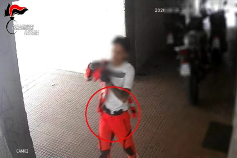 VIDEO | Fermata guerra tra clan mafiosi a Catania: sette fermi