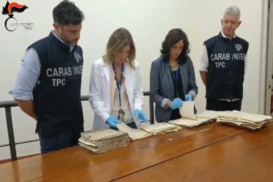 Palermo, traffico illecito di beni culturali: recuperate anfore, manoscritti e sculture per oltre 400mila euro