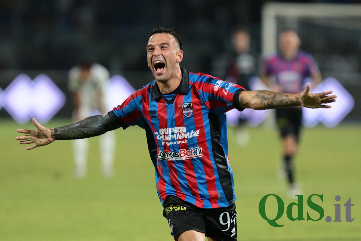 Catania-Cosenza 4-0, primo acuto dei rossazzurri in campionato: la fotogallery del match del “Massimino”