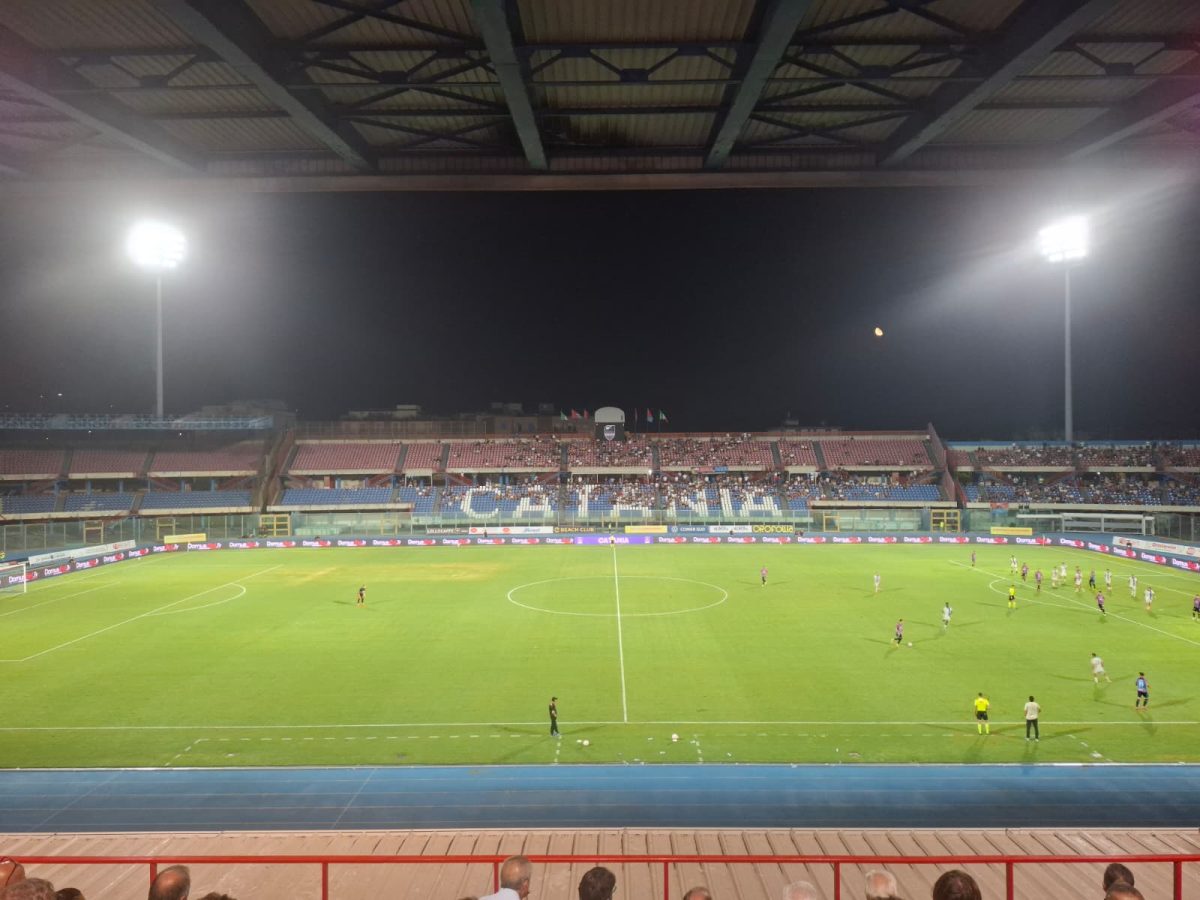 Catania umiliato in casa: il Savoia cala il tris ed elimina i rossazzurri dalla Coppa Italia Serie C