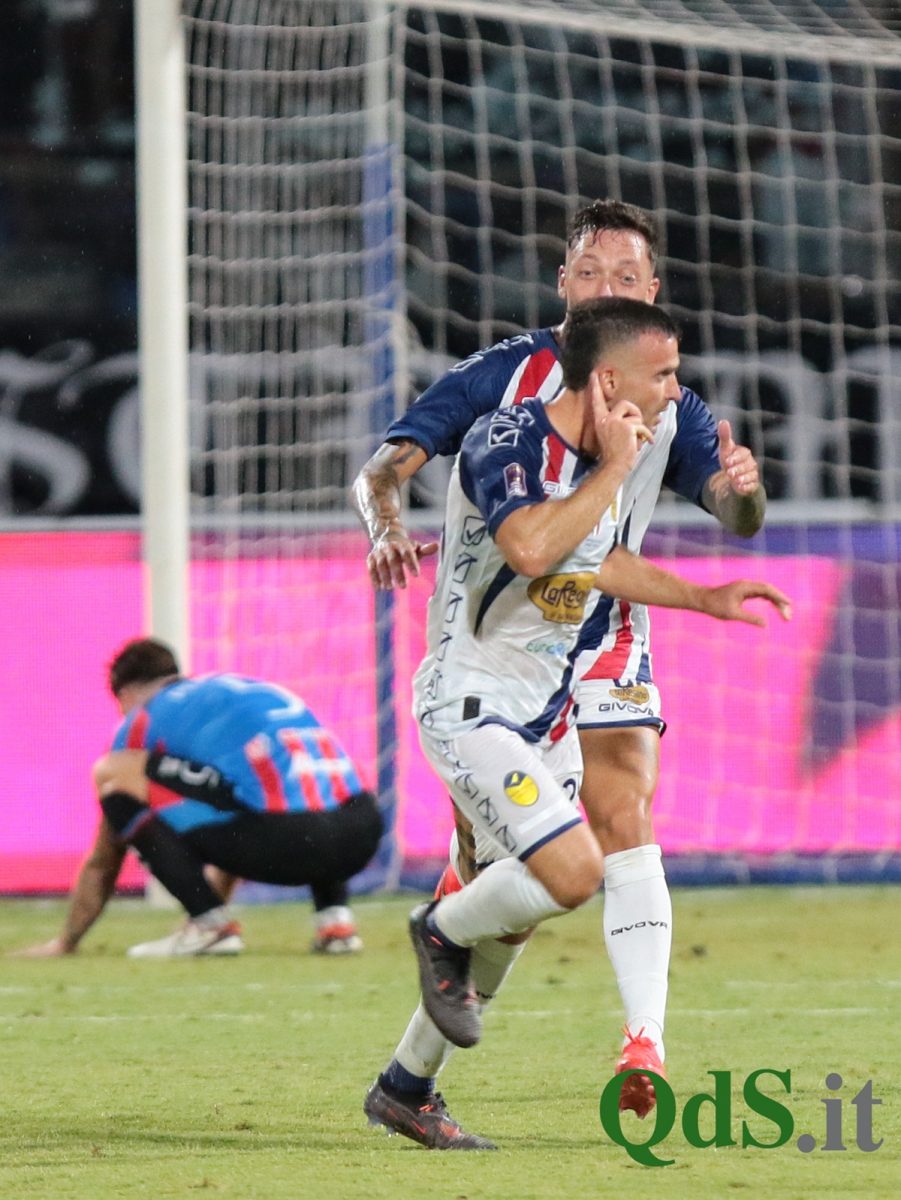 FOTO | Il Catania crolla ancora: la Scafatese passa 1-2 al “Massimino”, gli scatti della gara del vecchio “Cibali” FOTO | Il Catania crolla ancora: la Scafatese passa 1-2 al “Massimino”, gli scatti della gara del vecchio “Cibali”