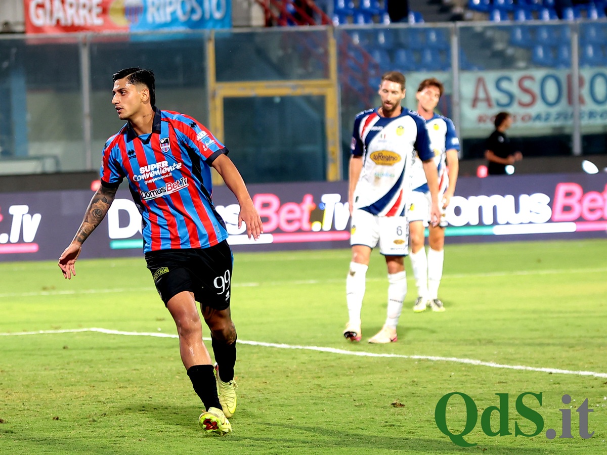 FOTO | Il Catania crolla ancora: la Scafatese passa 1-2 al “Massimino”, gli scatti della gara del vecchio “Cibali” FOTO | Il Catania crolla ancora: la Scafatese passa 1-2 al “Massimino”, gli scatti della gara del vecchio “Cibali”