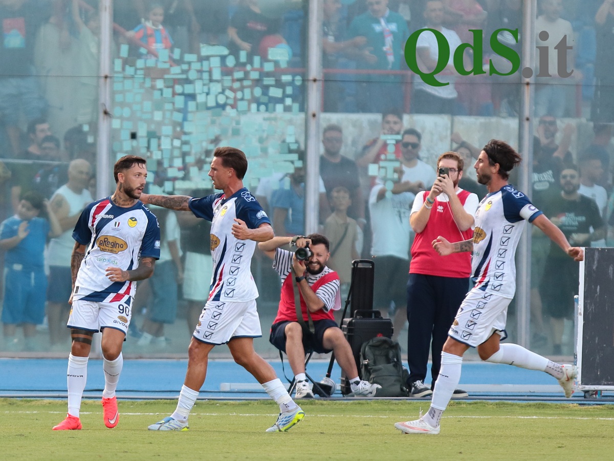 FOTO | Il Catania crolla ancora: la Scafatese passa 1-2 al “Massimino”, gli scatti della gara del vecchio “Cibali” FOTO | Il Catania crolla ancora: la Scafatese passa 1-2 al “Massimino”, gli scatti della gara del vecchio “Cibali”
