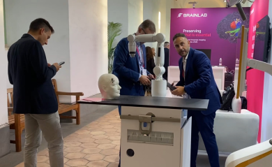 Il futuro del cervello si opera con AI e robot: a Catania la neurochirurgia guarda avanti