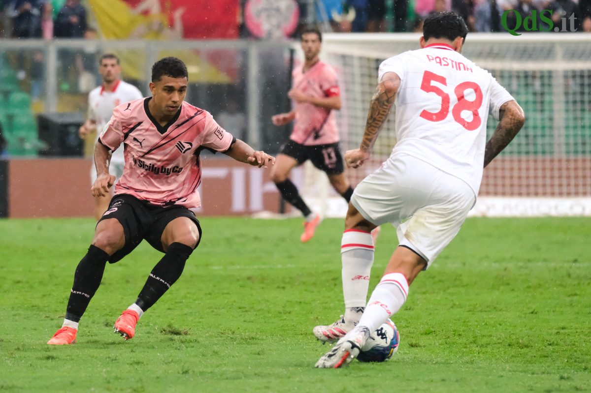 Il Palermo non si ferma più, super Vavassori stende il Padova: la fotogallery del 2-1 al “Barbera”