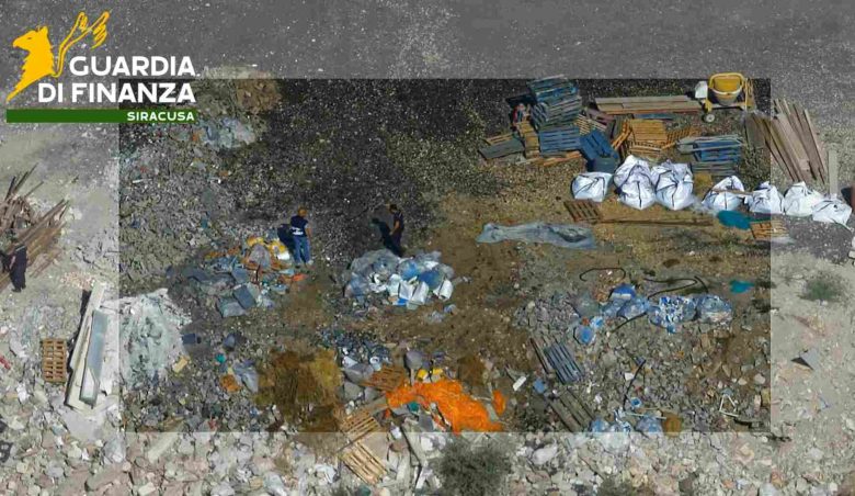 VIDEO | Sequestrata discarica abusiva nel Siracusano, una denuncia