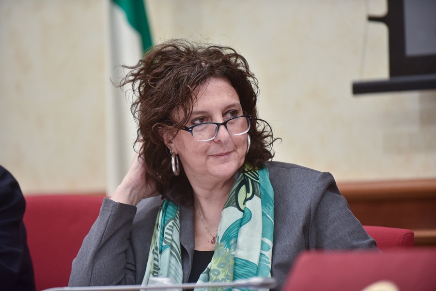 Scuola, Flc Cgil contro il decreto Valditara: “Propaganda”. Nel Paese pochi docenti di italiano