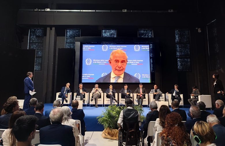 VIDEO | Heysun, nuove tecnologie e ricerca: al via l’Expo della transizione energetica al SiciliaFiera di Misterbianco