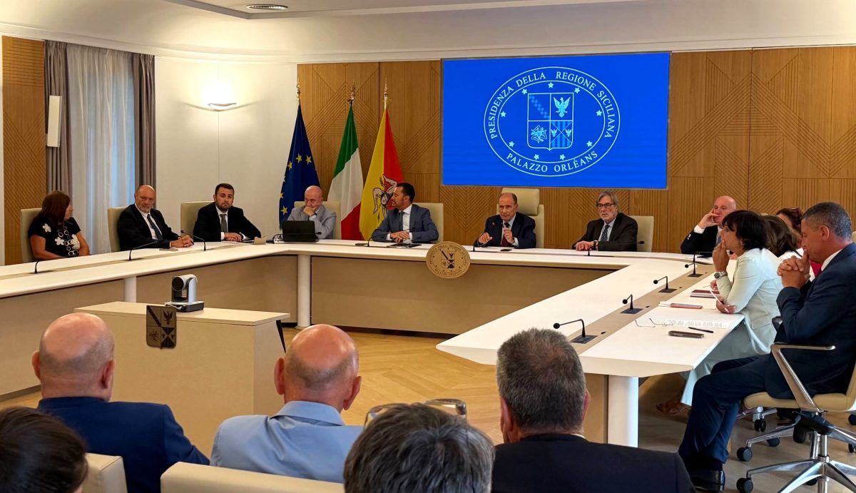 Piano paesaggistico, Schifani-Scarpinato incontrano i sindaci del Palermitano: “Tavolo tecnico per eventuali criticità” 