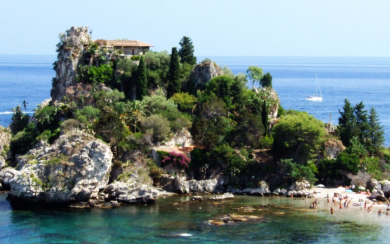 Un milione di presenze, ma d’inverno cala il sipario: il paradosso di Taormina