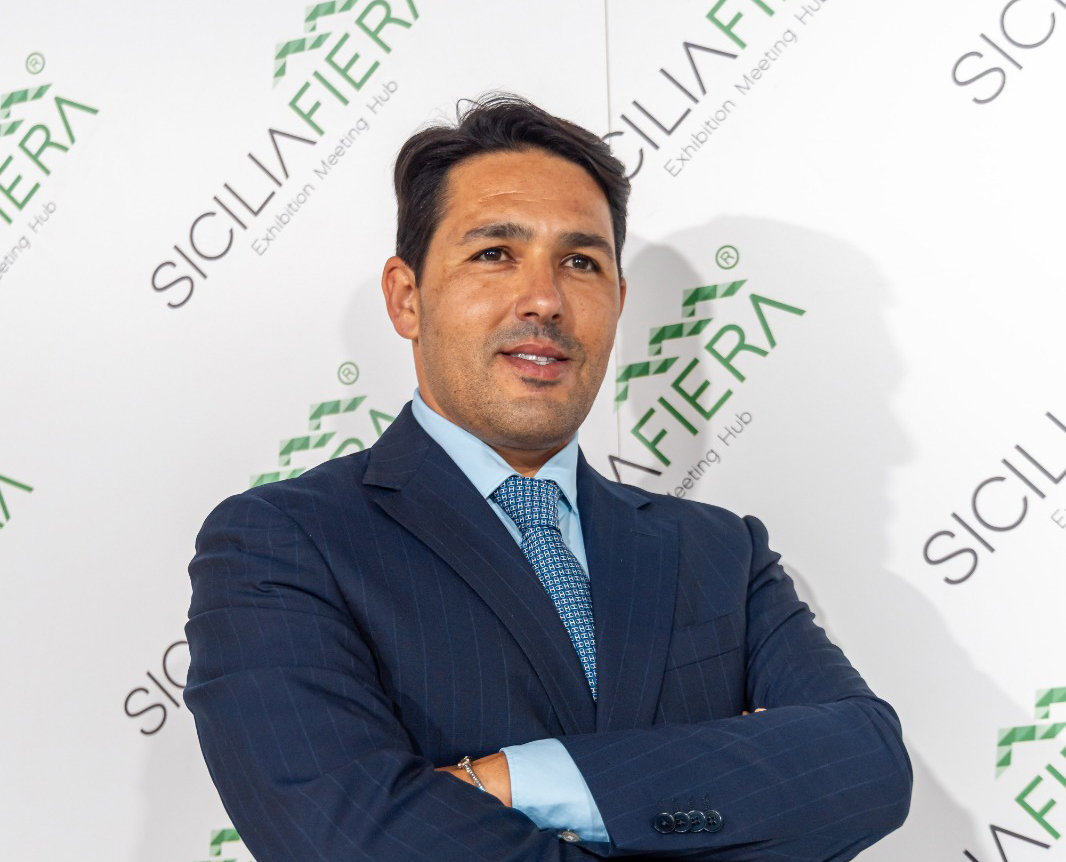 Al via HeySun, expo della transizione energetica. Nino Di Cavolo: “L’Isola è la batteria dell’Italia” Al via HeySun, expo della transizione energetica. Nino Di Cavolo: “L’Isola è la batteria dell’Italia”