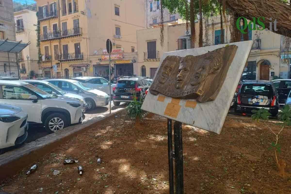 I cassonetti della discordia a Palermo: “Franchi, Ingrassia e Modugno si rivolterebbero nelle tombe”