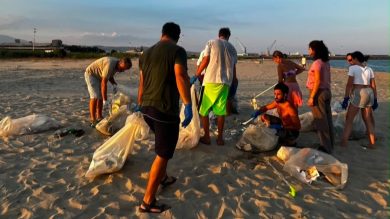Playa di Catania, spiagge libere trasformate in discariche a cielo aperto: come i luoghi sporchi possono diventare “un bene di tutti”