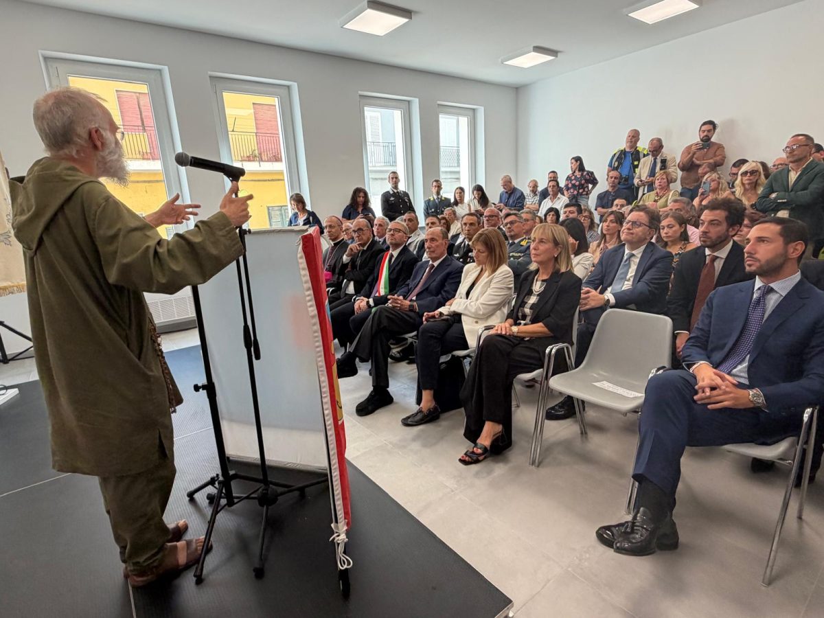 FOTO | Inaugurata a Trappeto la prima scuola intitolata a Fratel Biagio Conte