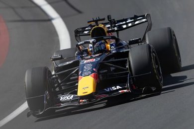 F1, Bahrain, pole di Verstappen a Sepang