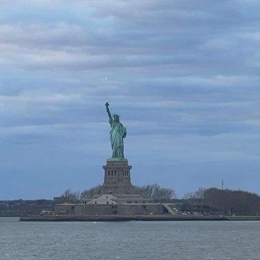 Ellis Island, la porta d’America riscrive la sua memoria