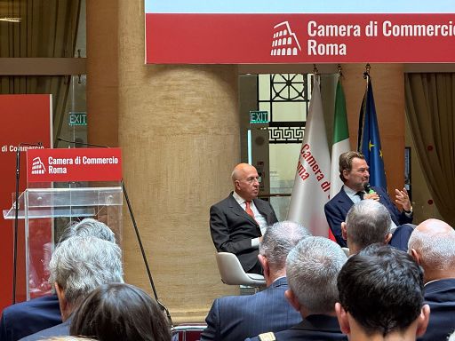 Nucleare, Patuelli (Abi): evitiamo di impantanarci in dibattito fuorviante