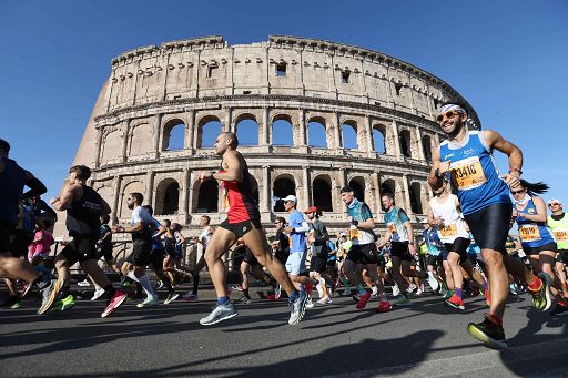 Running, 40 mila alla mezza maratona di Roma: record di iscritti