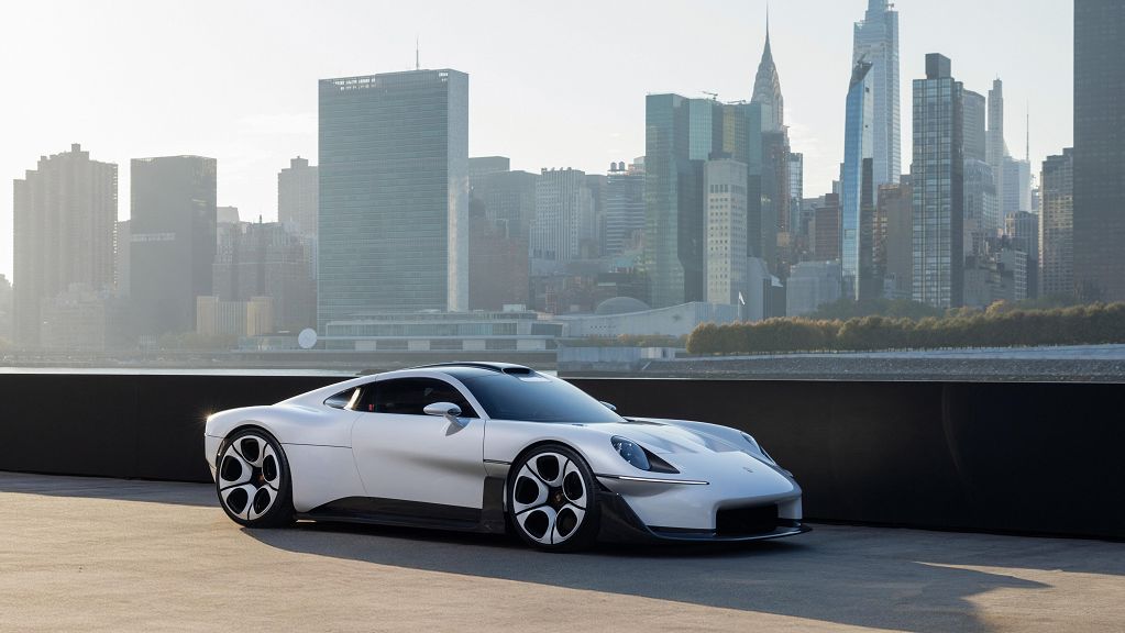 Porsche presenta Mission S, nuova gamma di supersportive sopra 911