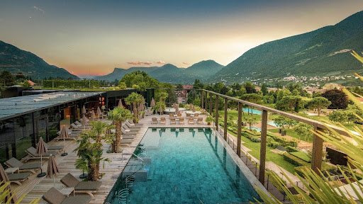 A Merano l’autunno entra nel vivo tra vino, tradizioni e benessere