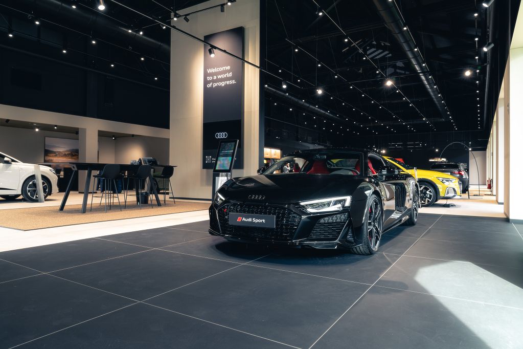 Auto: mercato Europa +10% a settembre spinto da elettriche e cinesi