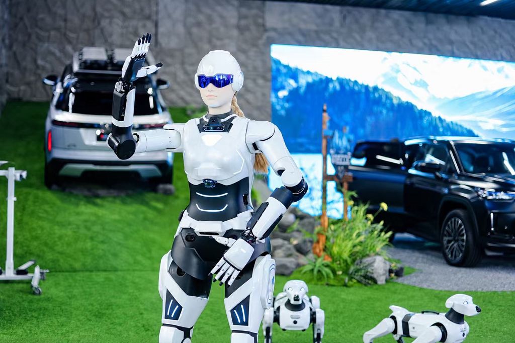 Chery entra nella robotica domestica, preordini globali per Mobo