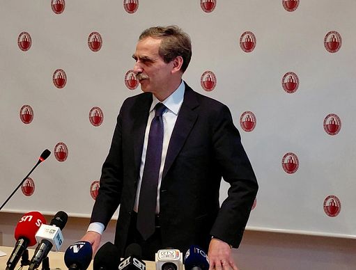 Mps: stop al piano Lovaglio, dai soci netta bocciatura in assemblea