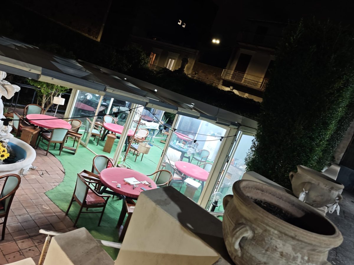 Catania, scoperta bisca clandestina: denunciate 17 persone