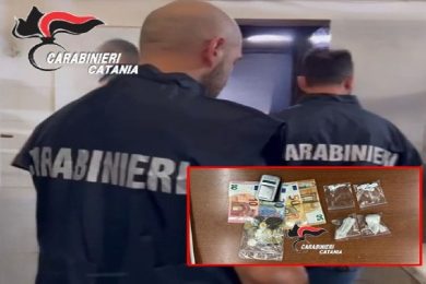Catania, viavai sospetto: scoperta casa di spaccio, due arresti