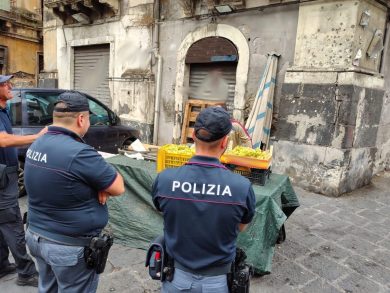 Raffica di controlli a San Cristoforo: sanzioni da migliaia di euro, sequestrate auto e prodotti ortofrutticoli