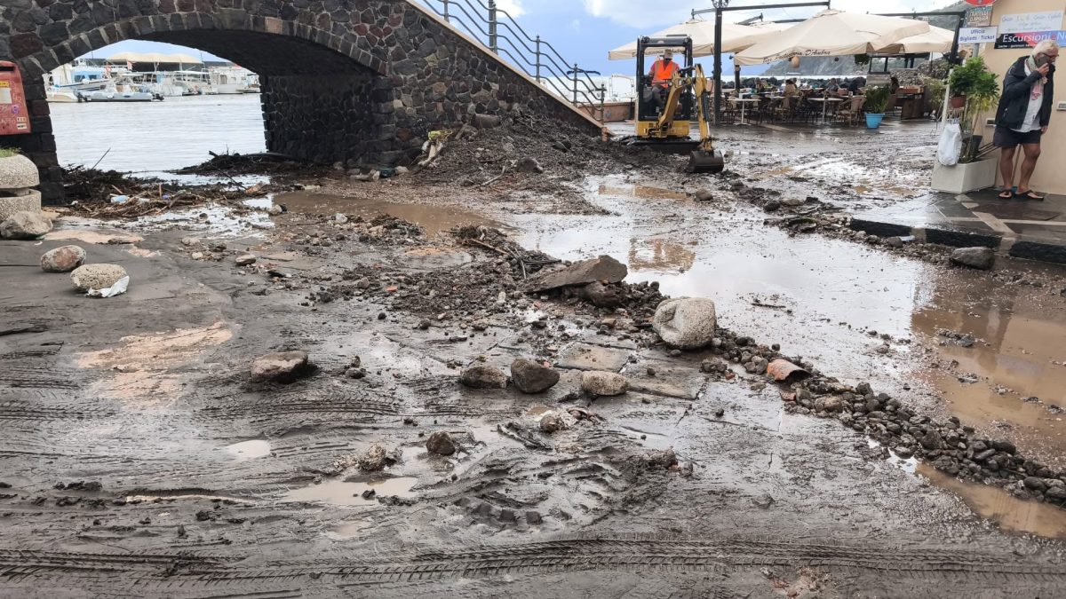 Messina, la pioggia passa ma il pericolo resta: torrenti a rischio e cantieri abbandonati a metà