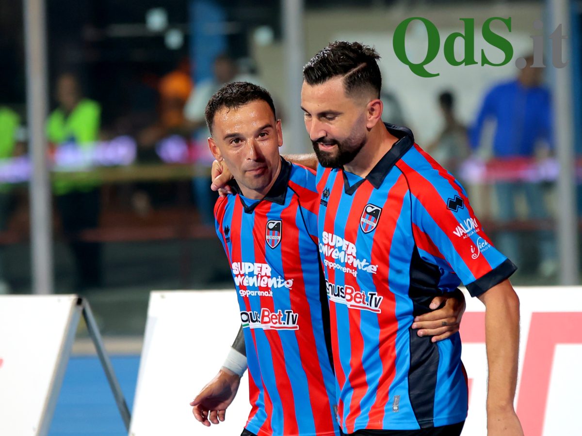 FOTO – Catania, 2-1 nel recupero col Crotone: decide Massimo Coda su rigore