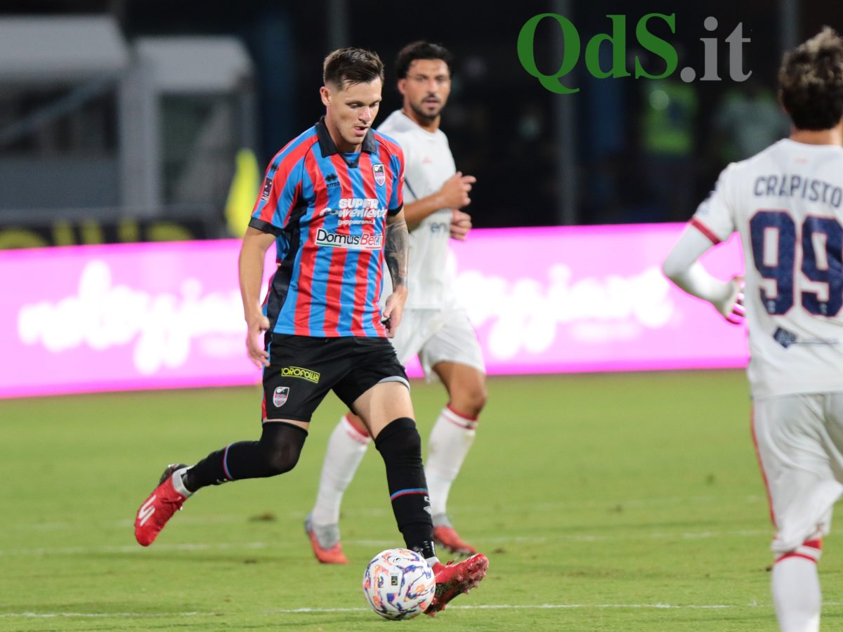 FOTO – Catania, 2-1 nel recupero col Crotone: decide Massimo Coda su rigore