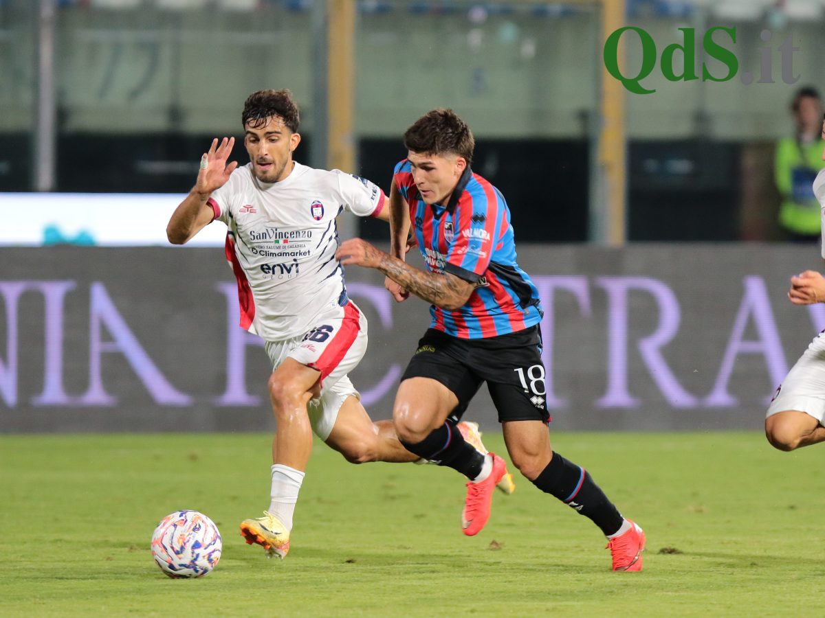 FOTO – Catania, 2-1 nel recupero col Crotone: decide Massimo Coda su rigore