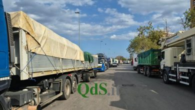 Gli autotrasportatori revocano il fermo, riparte la circolazione merci in Sicilia. Il Cts avverte: “Monitoriamo e restiamo in stato di agitazione”