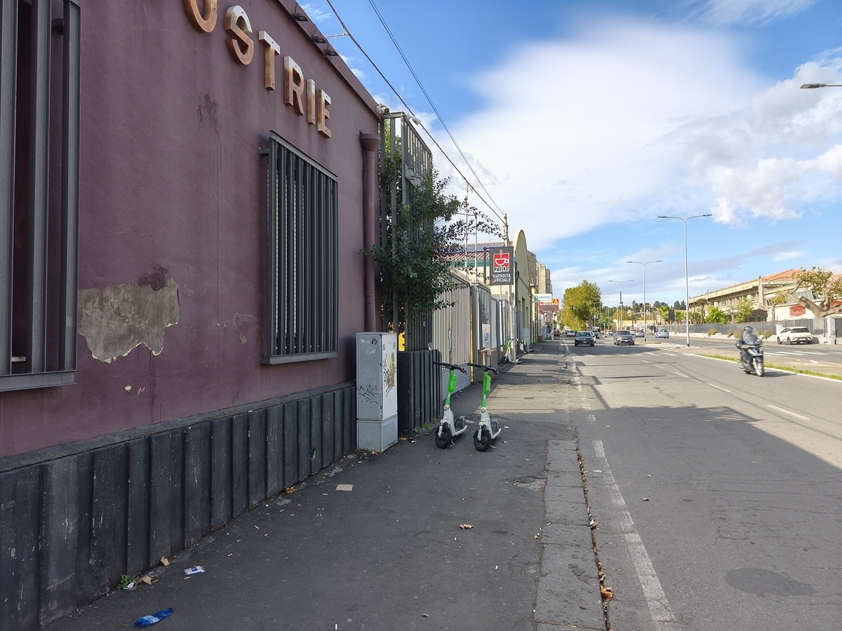 Paura a Catania, sparatoria nella notte in via Acquicella Porto: 20enne ricoverato al “San Marco”