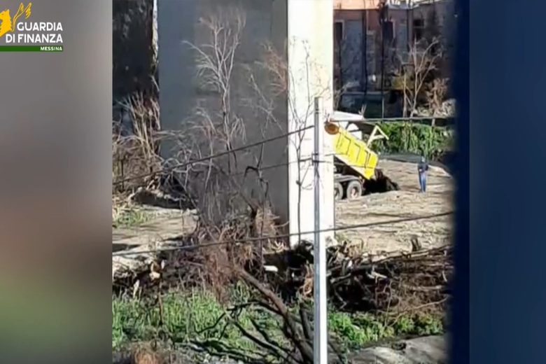 VIDEO | La spazzatura gettata illecitamente e gli sversamenti in mare: blitz nel Messinese, le immagini