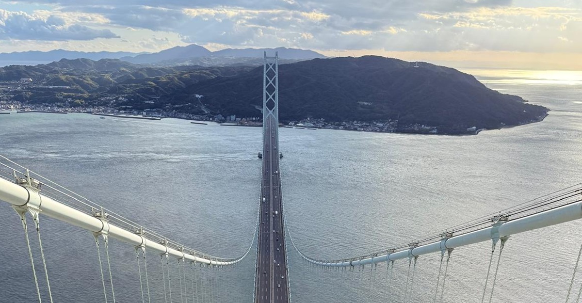 Resistenza ai terremoti, tecnologia e sfide ambientali: per il ponte sullo Stretto Anas guarda al modello giapponese Resistenza ai terremoti, tecnologia e sfide ambientali: per il ponte sullo Stretto Anas guarda al modello giapponese