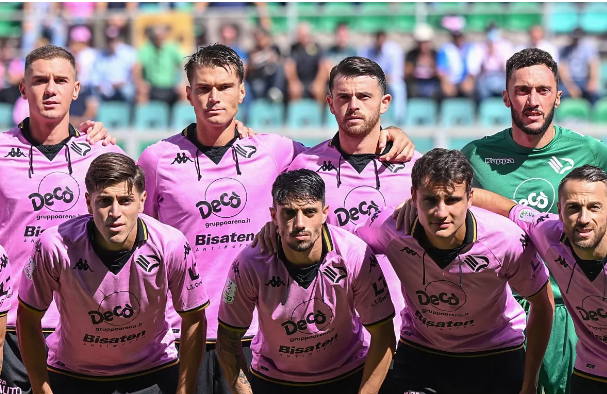 La maglia rosa del Palermo vince la “Jersey Challenge”