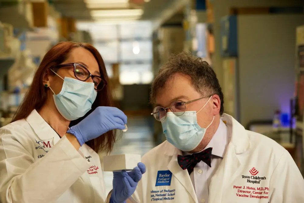 Maria Elena Bottazzi e Peter Hotez, co-direttori del Texas Children's Hospital Center for Vaccine Development (Foto su concessione dell'ospedale pediatrico del Texas)