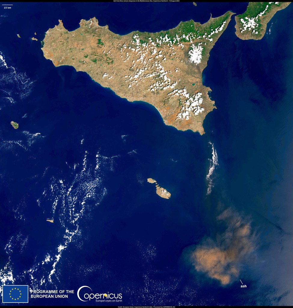 Eruzione dell'Etna - European Union, Copernicus Sentinel-X imagery