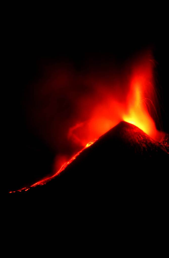 Eruzione dell'Etna del 14 agosto 2023 - Foto di Davide Anastasi (2)