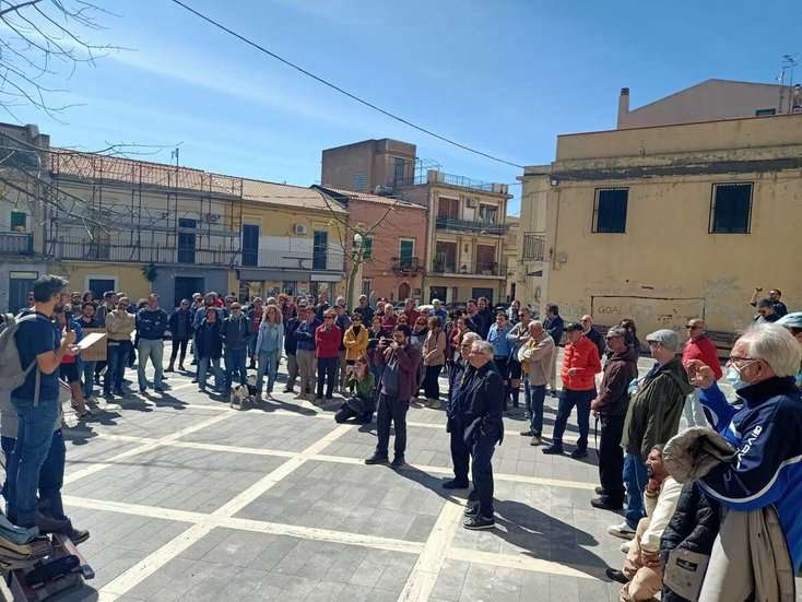 Ex Sanderson, protesta dei comitati - flashmob del 6 aprile 2024 - QdS, foto di Hermes Carbone 